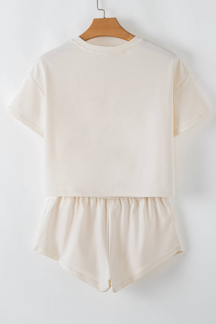 2pcs Cropped Tee and Ruffle High Waist Skort Set