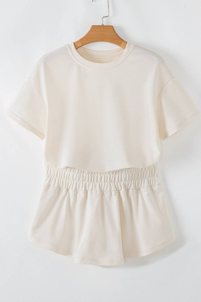 2pcs Cropped Tee and Ruffle High Waist Skort Set