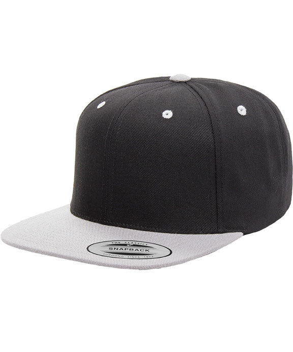 variant:Black/Silver