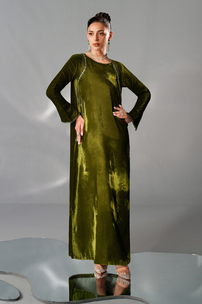 NAQSHI Aria full 2PC outfit – velvet shirt and raw silk trousers