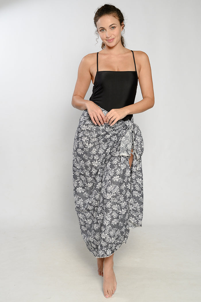 Black Pineapple