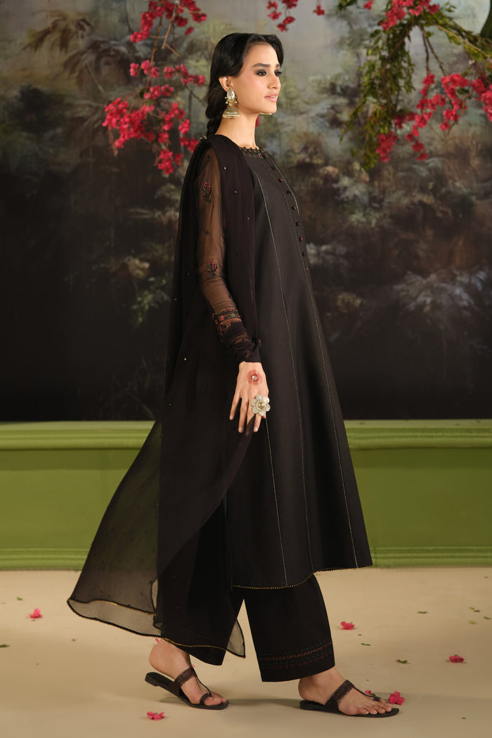 NAQSHI Bindiya black three piece summer outfit showing long 7 panel Pima lawn shirt with straight culotte trousers and crinkle dupatta