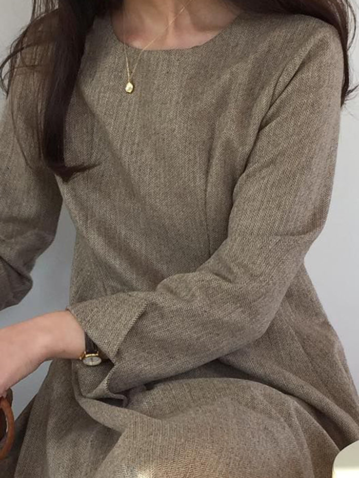 Casual Loose Round Neck Solid Color Long Sleeve Dress