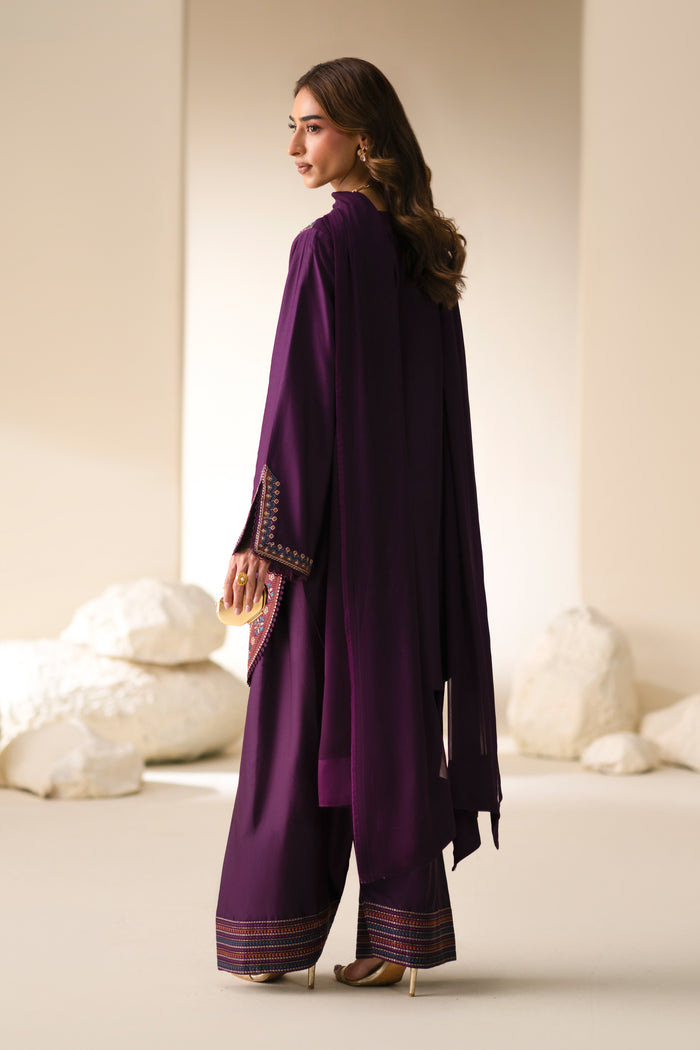 Back view of Cecily Mulberry casual outfit with Cotton Sateen shirt, shalwar and Crinkle dupatta.