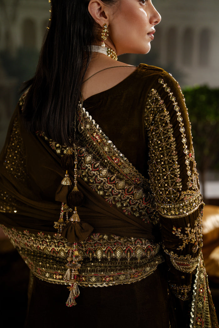 Close shot of Danara velvet shirt back and sleeve embroidery with intricate thread work and sequin spray — festive mehndi and wedding style by NAQSHI