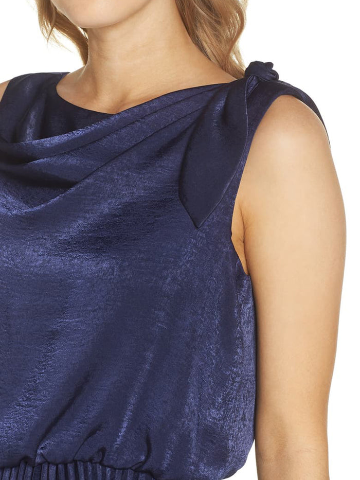 Elegant Sleeveless Round Neck Accordion Midi Dress