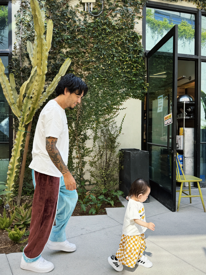 Good Dads Club Tee - Sun Peony Coconut