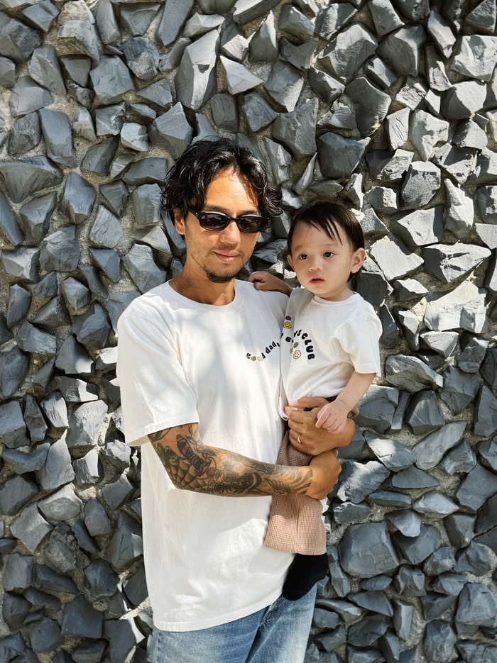 Good Dads Club Tee - Sun Peony Coconut