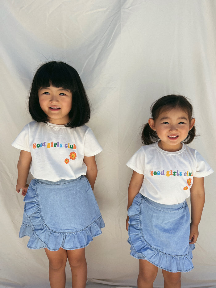 (PRE-ORDER)Good Girls Club Tee - Sun Peony Coconut