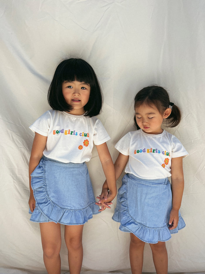 (PRE-ORDER)Good Girls Club Tee - Sun Peony Coconut