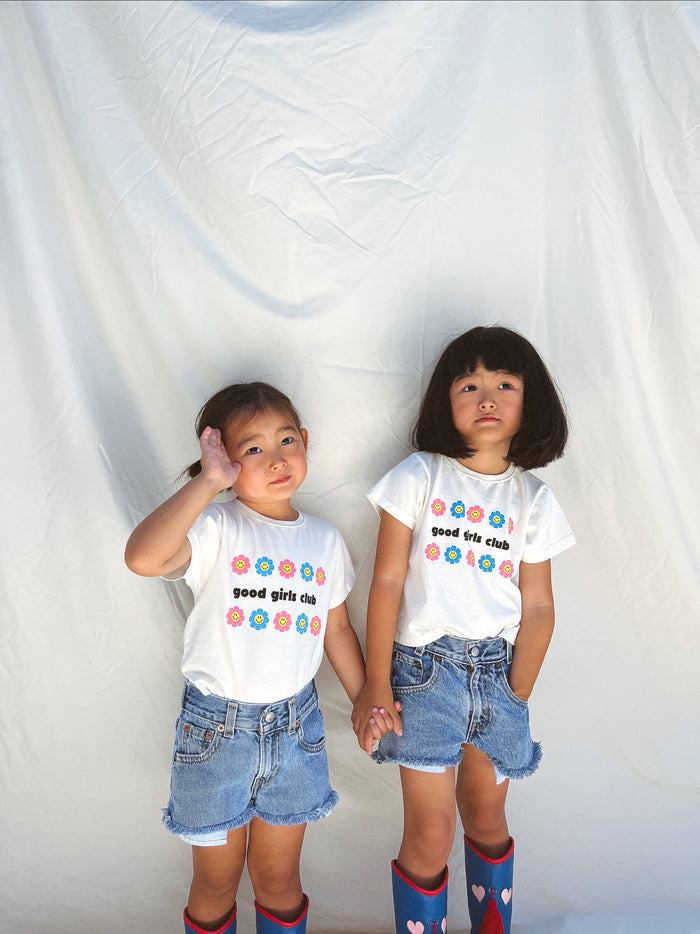 (PRE-ORDER)Good Girls Club Tee - Sun Peony Coconut