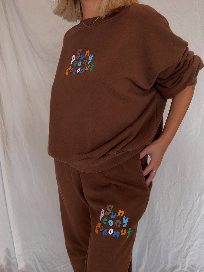 Hot Chocolate Mom Sweatpants - Sun Peony Coconut