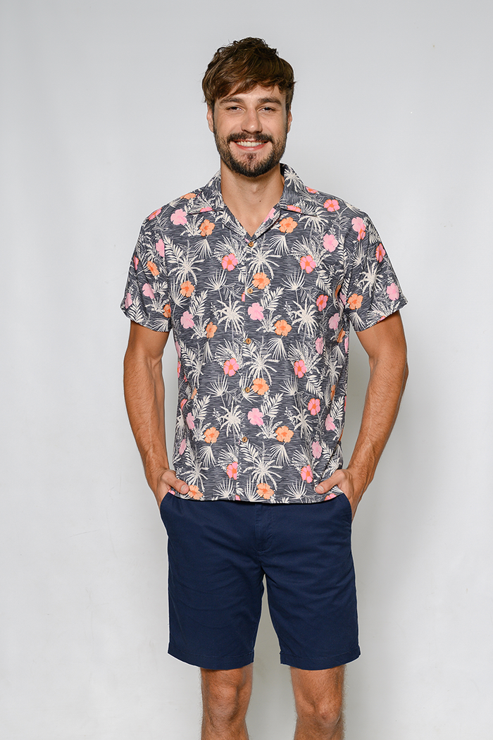M / Hibiscus Paradise