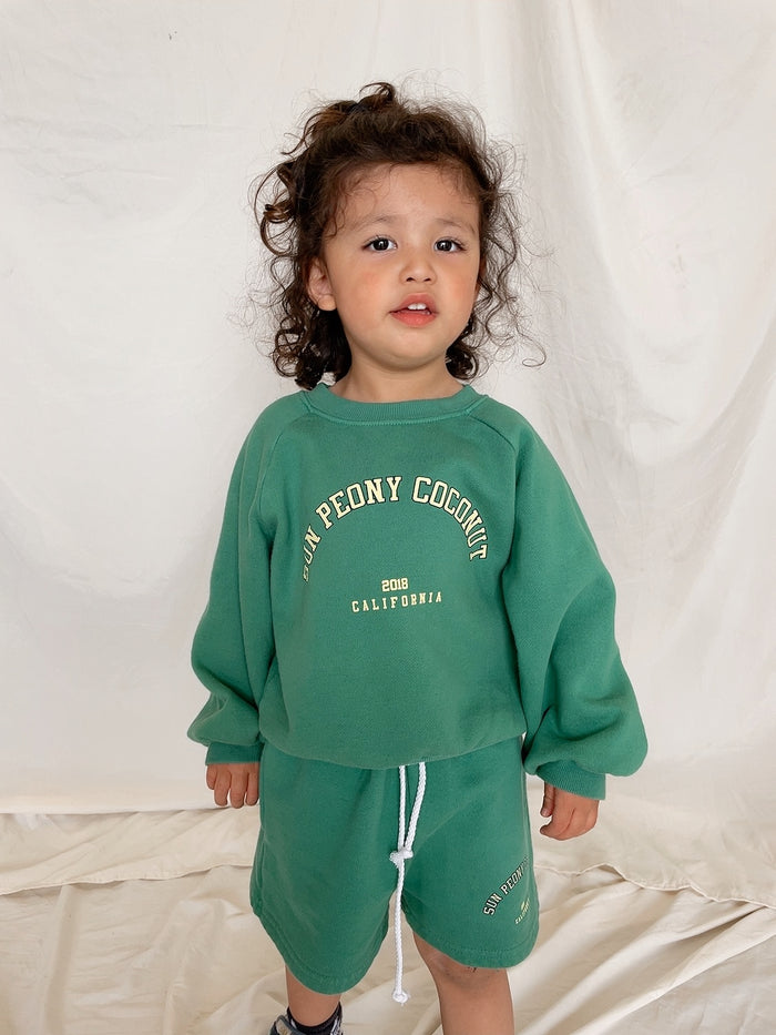 SPC COLLEGE MINI SWEATSHORT - Sun Peony Coconut