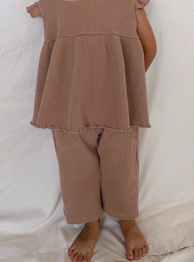 Sunny Waffle Unisex Kids Pants / Chocolate - Sun Peony Coconut