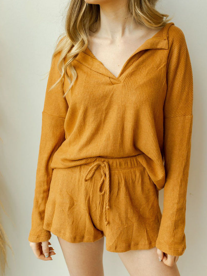 V-neck Long-sleeved Knitted Solid Color Suit