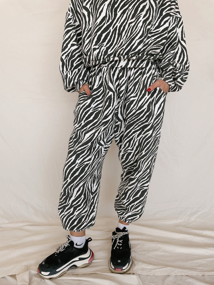 Wild Heart Mama Sweatpants - Sun Peony Coconut
