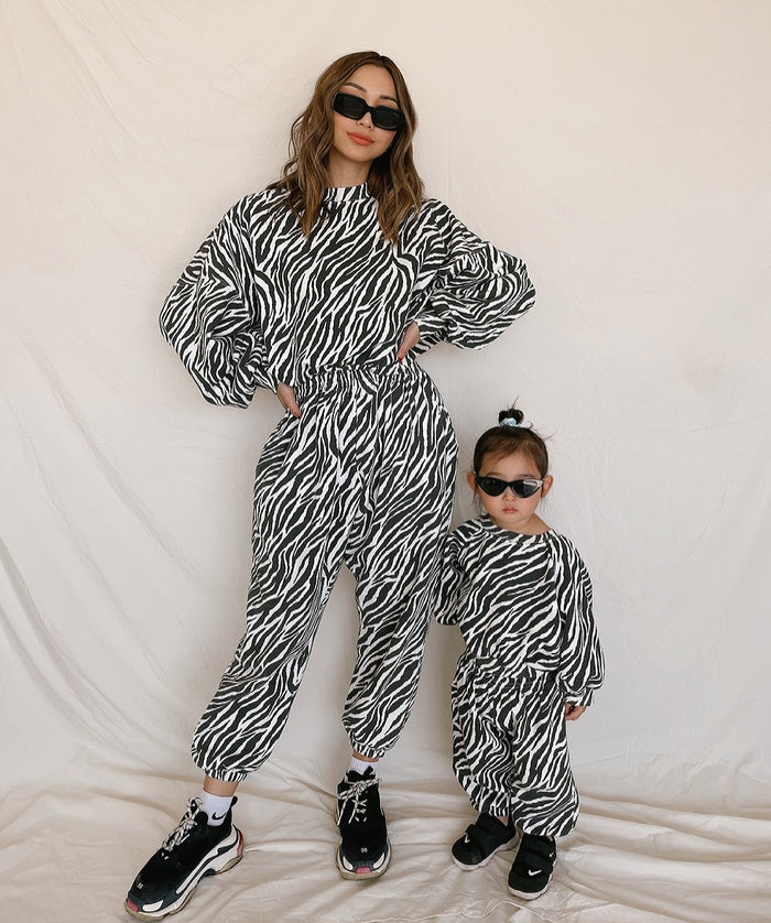 Wild Heart Mama Sweatpants - Sun Peony Coconut